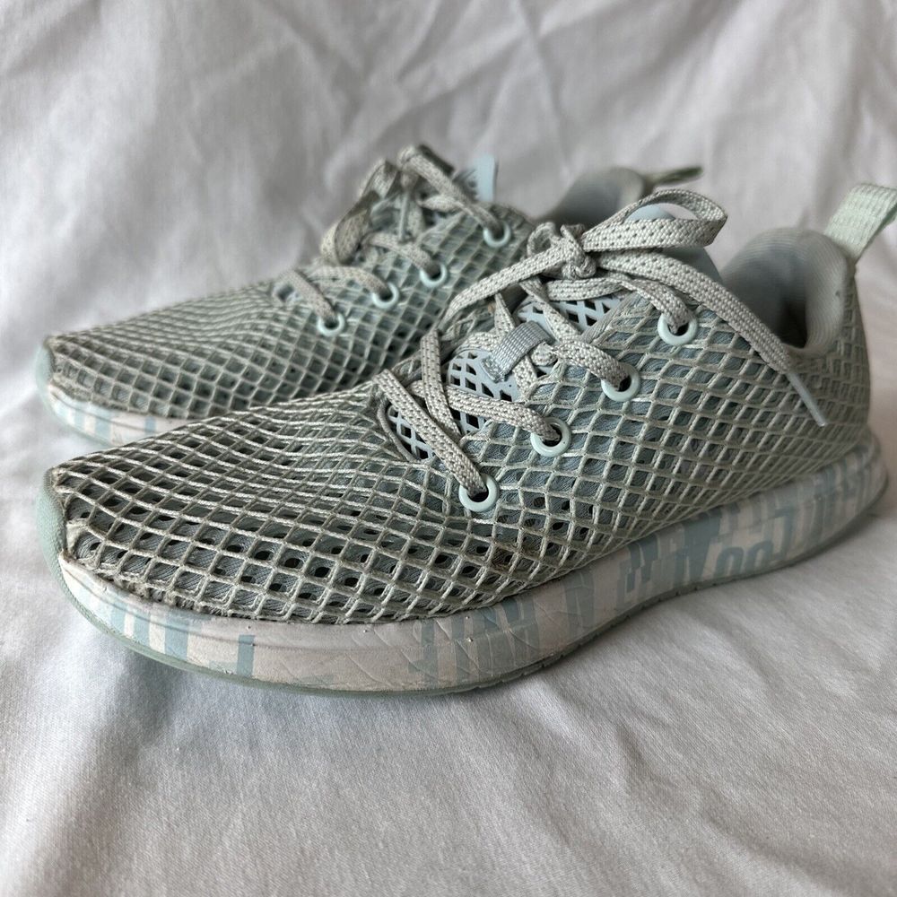 No Bull Mesh Sneakers Seafoam Green Men's7/Women's 8.5 Trainers